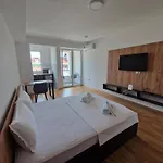 Апартаменты Luxury Iva Iii