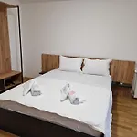 Luxury Iva Iii Апартаменты *