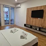 Luxury Iva Iii Апартаменты *