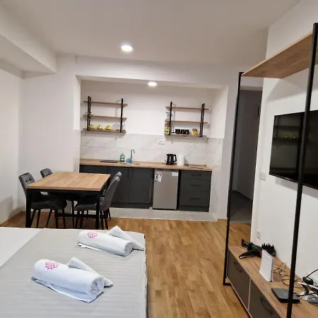 Apartment Luxury Iva Iii *