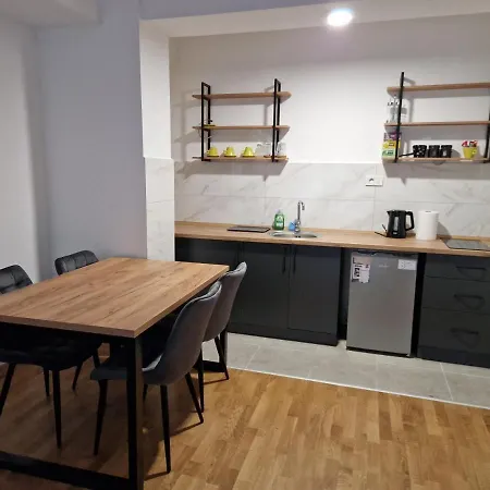 Апартаменти Luxury Iva Iii