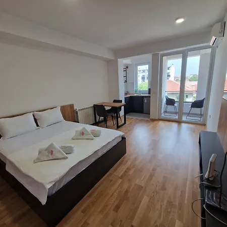 Apartment Luxury Iva Iii *