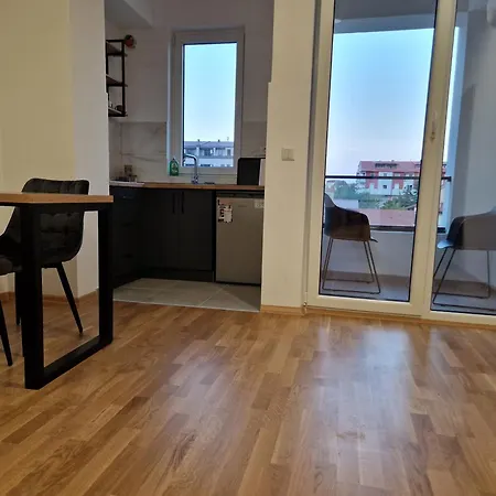 Apartment Luxury Iva Iii *