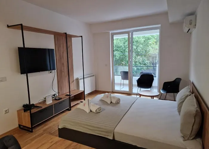 Apartment Luxury Iva Iii *