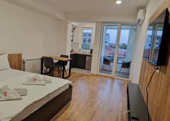 Luxury Iva Iii * Skopje