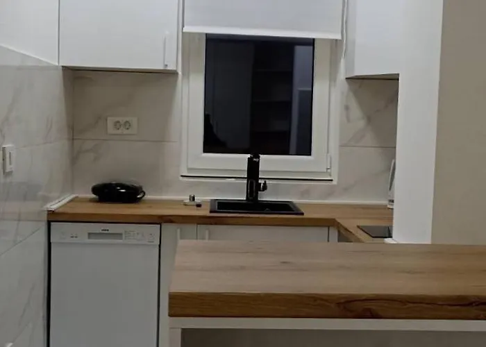 Apartment Luxury Iva Iii *